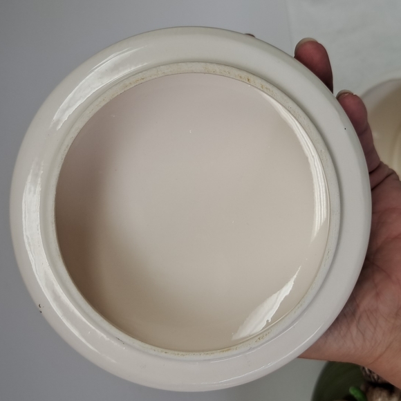 - Vintage ceramic” 5th Ave” handpainted canister set " Garden Harvest" - Picture 13 of 16